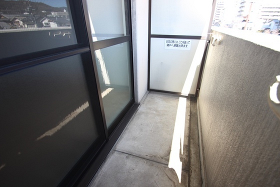 バルコニー　※別部屋の写真です