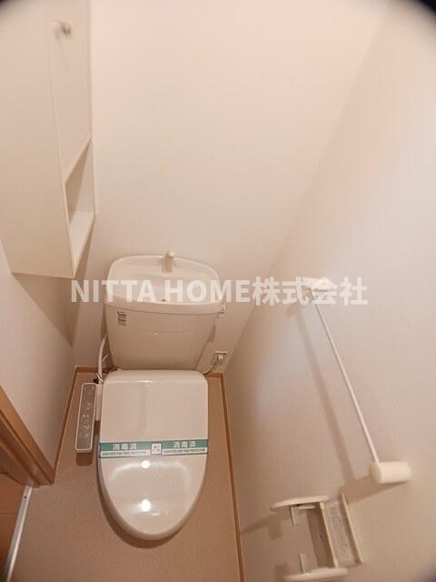 トイレ　ウォシュレット付きのトイレです◇