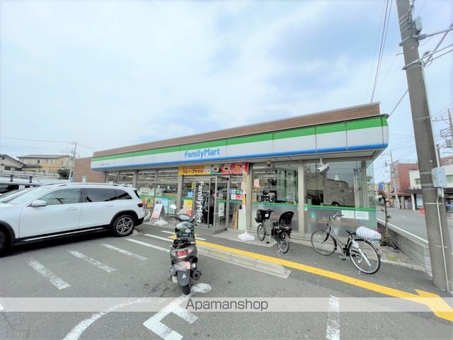 コンビニ　ファミリーマート戸田美女木一丁目店（コンビニ）まで348m