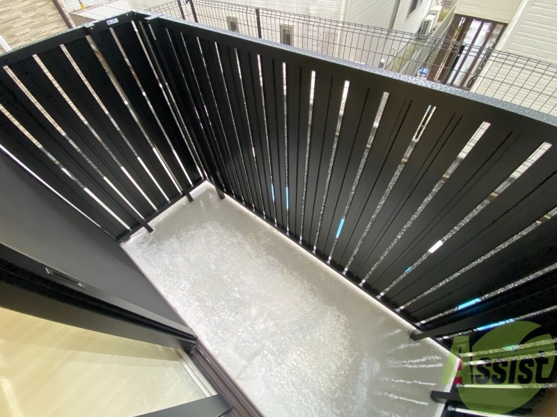 バルコニー　バルコニーが付いているので晴れた日は洗濯物が沢山干せますね。