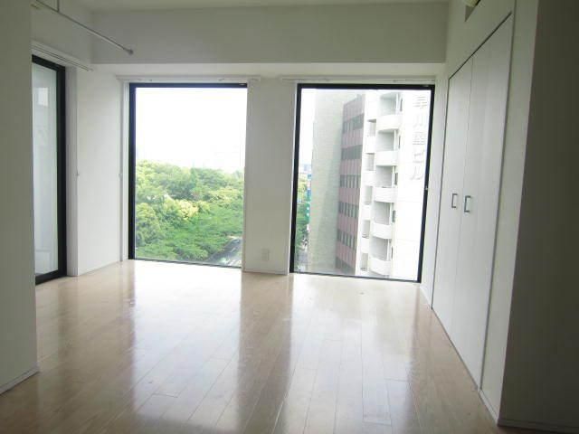 居室・リビング　フローリング