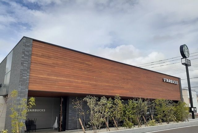 飲食店　スターバックス 御殿場萩原店（飲食店）まで500m