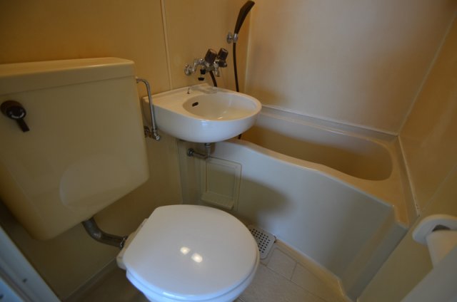 バス・シャワールーム　ユニットバス