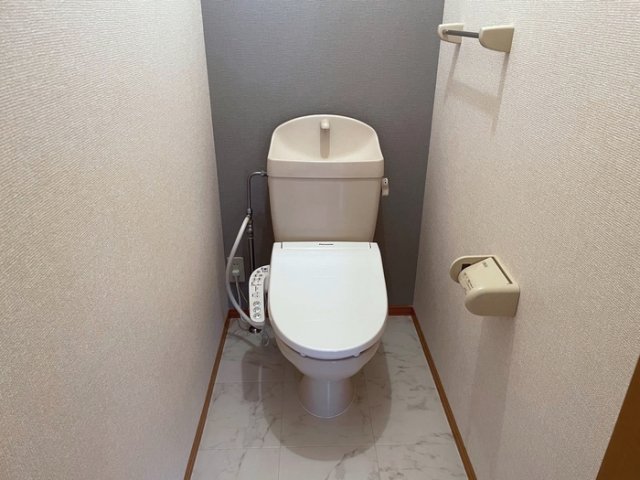 トイレ　トイレもきれいです