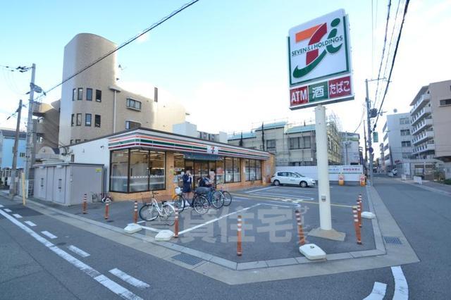 コンビニ　セブンイレブン　阪急塚口駅東店（コンビニ）まで662m