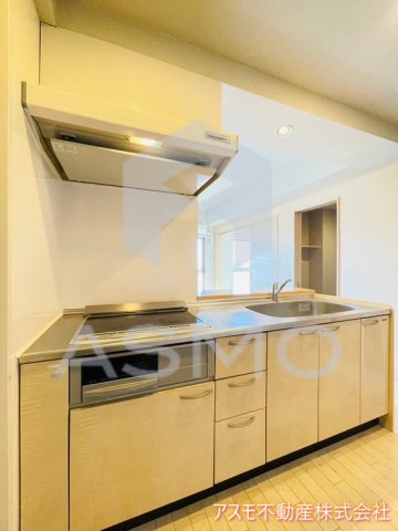 キッチン　同マンション別部屋　参考写真