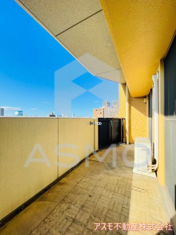 バルコニー　同マンション別部屋　参考写真