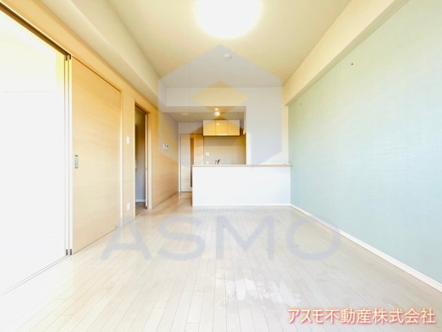 居室・リビング　同マンション別部屋　参考写真