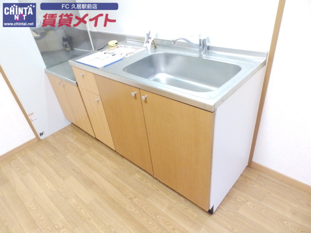 キッチン　同型参考写真です。