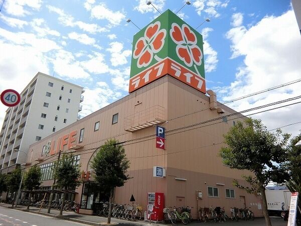 スーパー　ライフ百舌鳥店（スーパー）まで370m