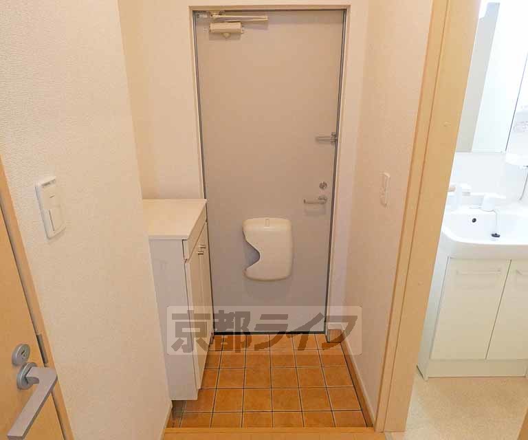 玄関　玄関です。