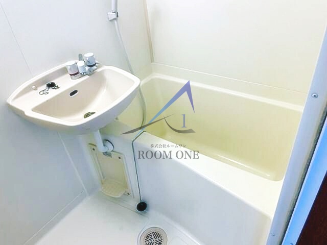 バス・シャワールーム　お風呂です。