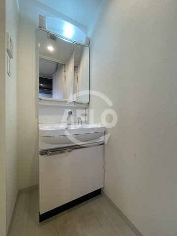 洗面設備　プレサンス京町堀ノース　独立洗面化粧台