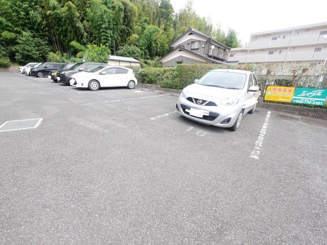 駐車場　★駐輪場です★