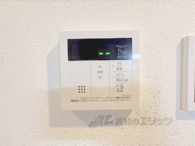 その他設備　給湯器リモコン