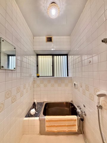 バス・シャワールーム　一日の疲れをリフレッシュできる専用浴室です！