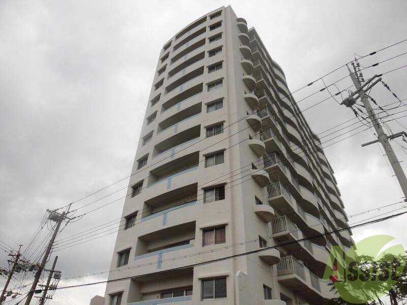 建物外観　綺麗な高層マンション