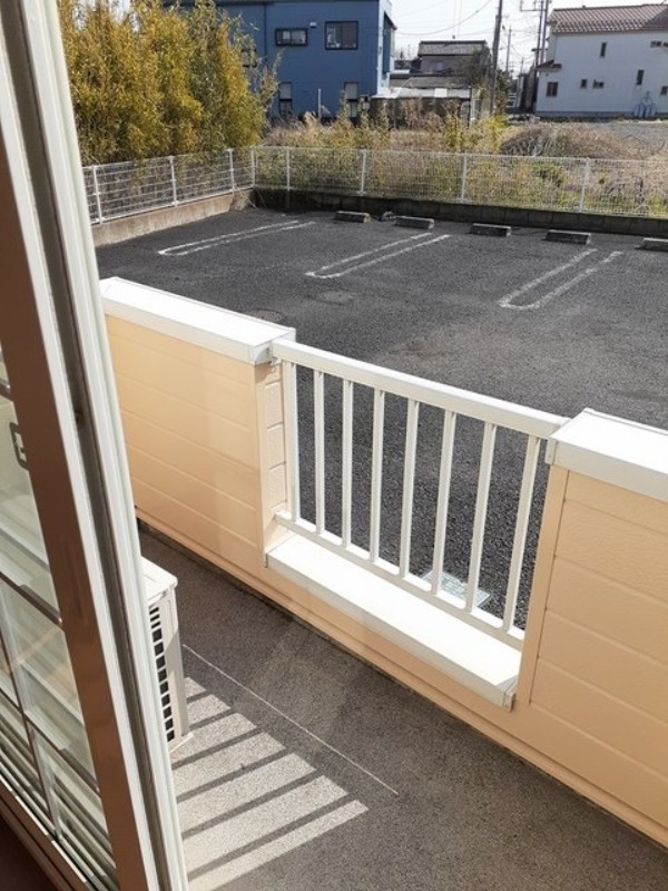 バルコニー　図面と現状に相違がある場合には現状を優先