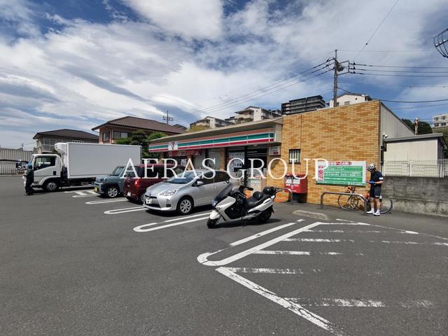 コンビニ　セブン-イレブン 八王子南大沢店（コンビニ）まで347m