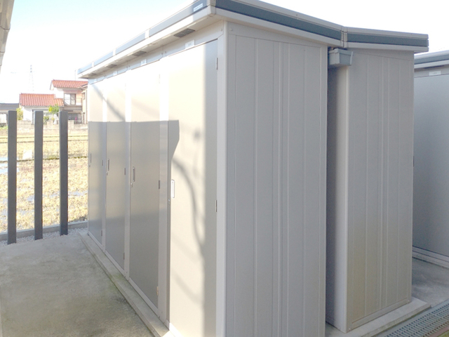 エントランス　物置