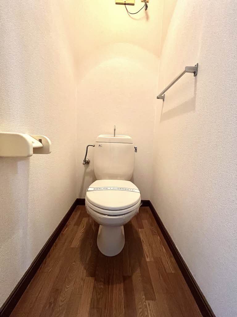 トイレ　トイレ