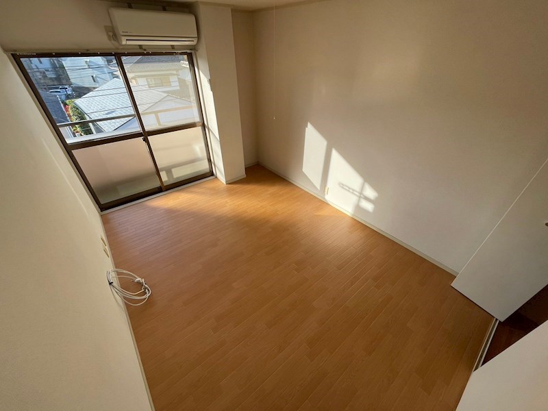 居室・リビング　※別部屋参考写真