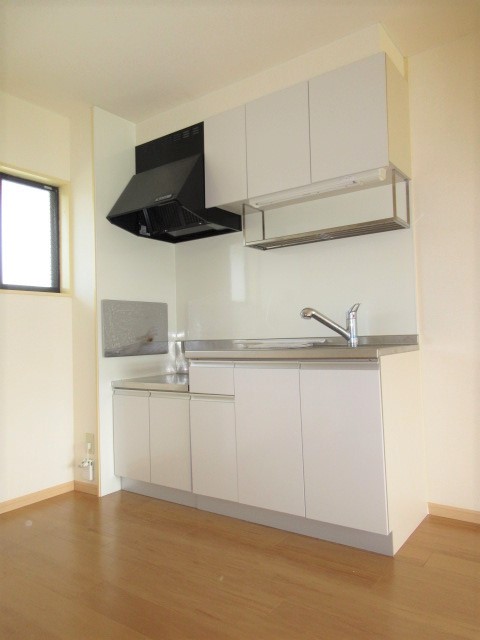 キッチン　写真は別の部屋のものです。