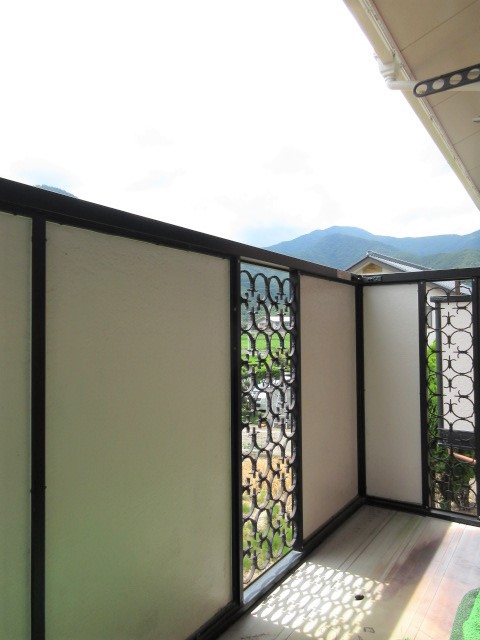 バルコニー　写真は別の部屋のものです。