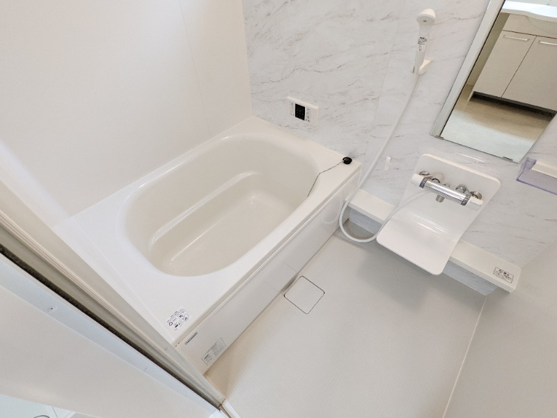 バス・シャワールーム　図面と現状に相違がある場合には現状を優先