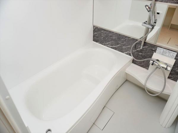 バス・シャワールーム　浴室