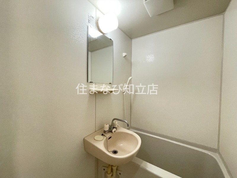 洗面設備　別部屋写真