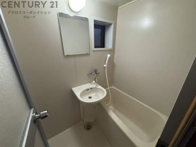 バス・シャワールーム　清潔感のある浴室です♪