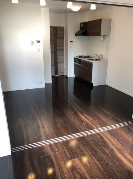 居室・リビング　別号室参考写真