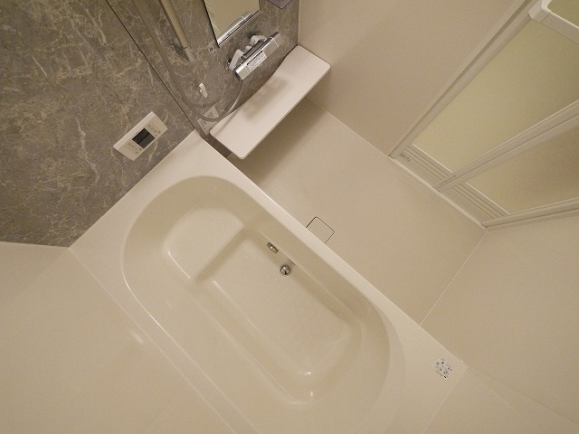 バス・シャワールーム　きれいなお風呂です