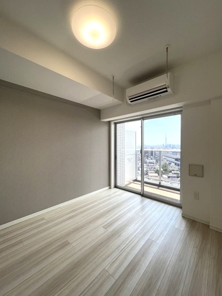 居室・リビング　※反転タイプになります