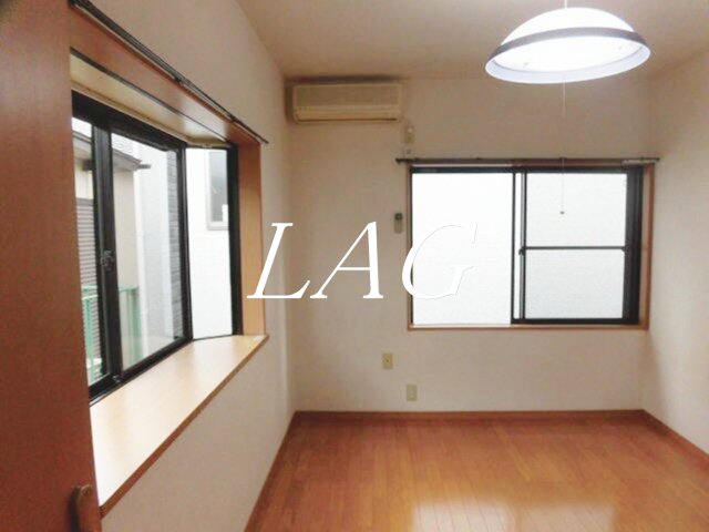 居室・リビング　洋室のお部屋です。