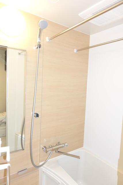 バス・シャワールーム　お風呂です