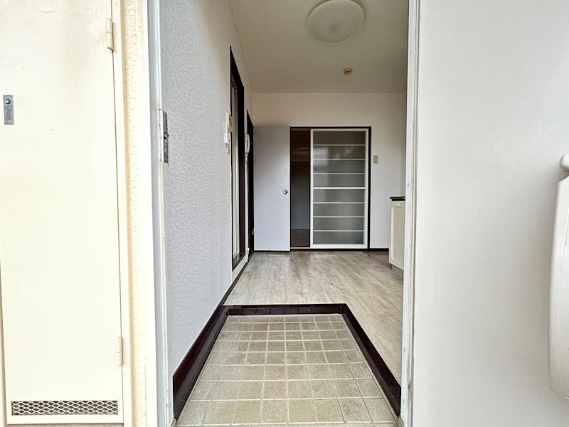 玄関　別のお部屋の写真です。