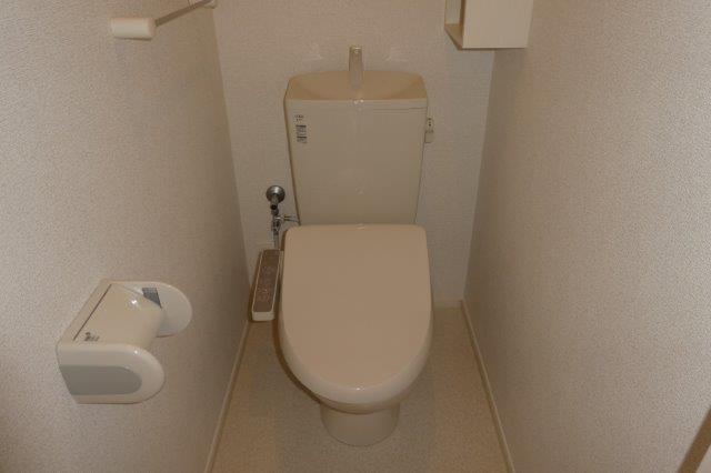 トイレ　シャワー付きトイレ