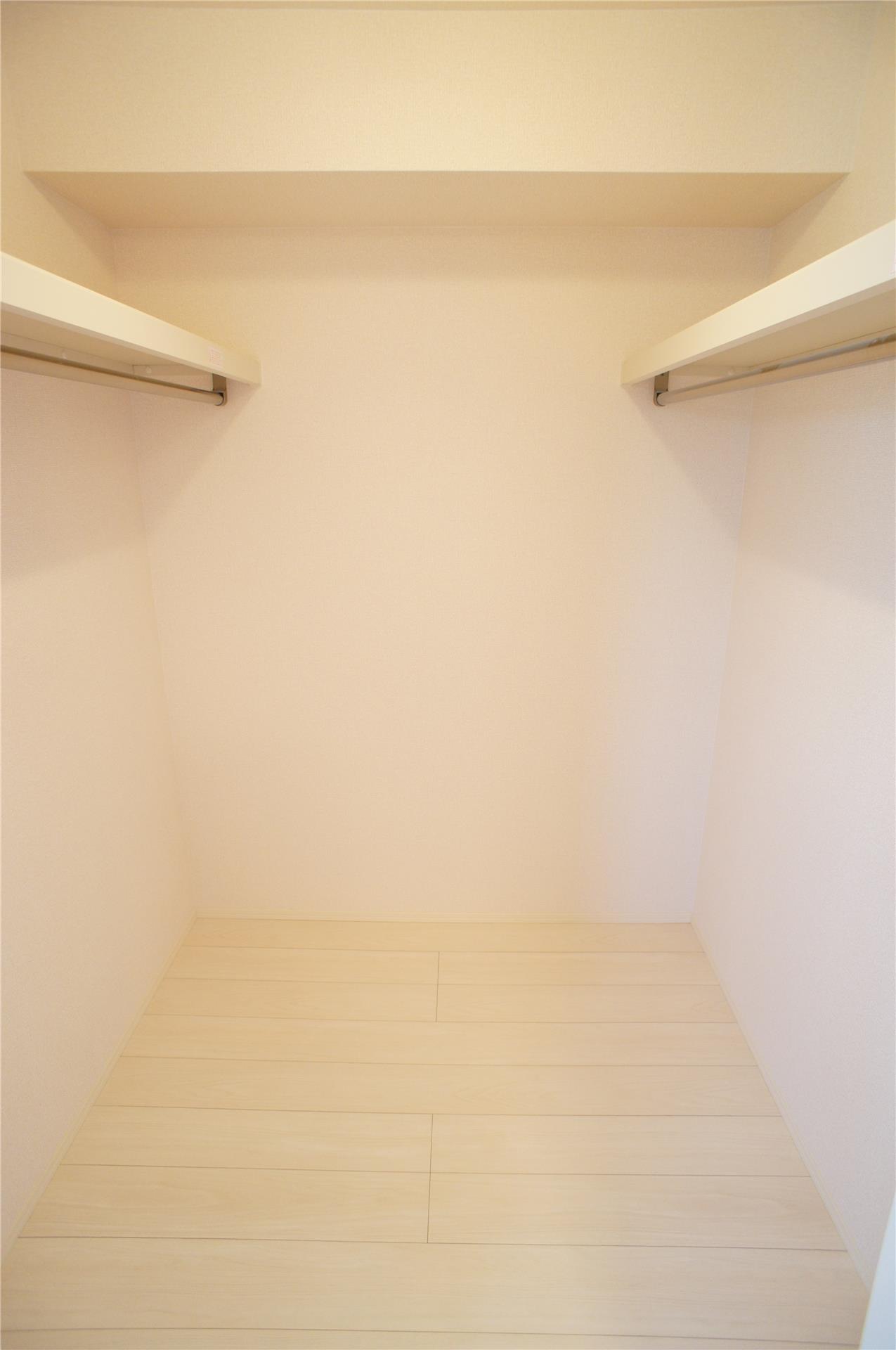 収納　ウォークインクローゼット