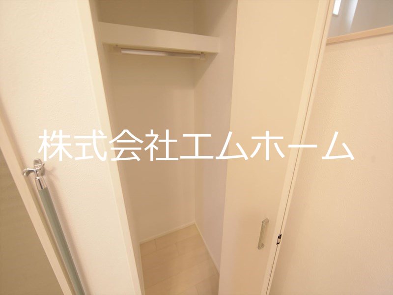 収納　クローゼット（収納充実してます）同型写真