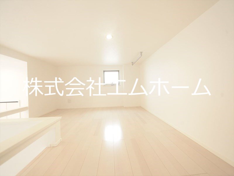 その他部屋・スペース　ロフト5帖（収納としても寝室としても使用できます）同型写真