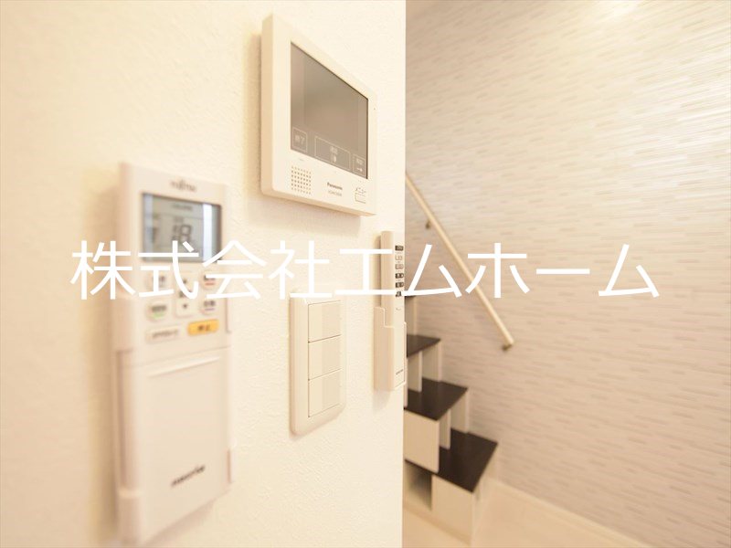 セキュリティ　ＴＶモニター付インターホン　同型写真