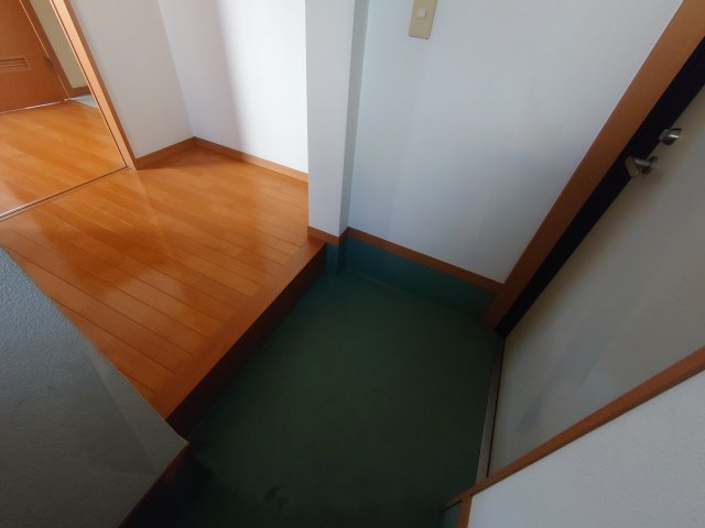 玄関　別部屋参考用写真