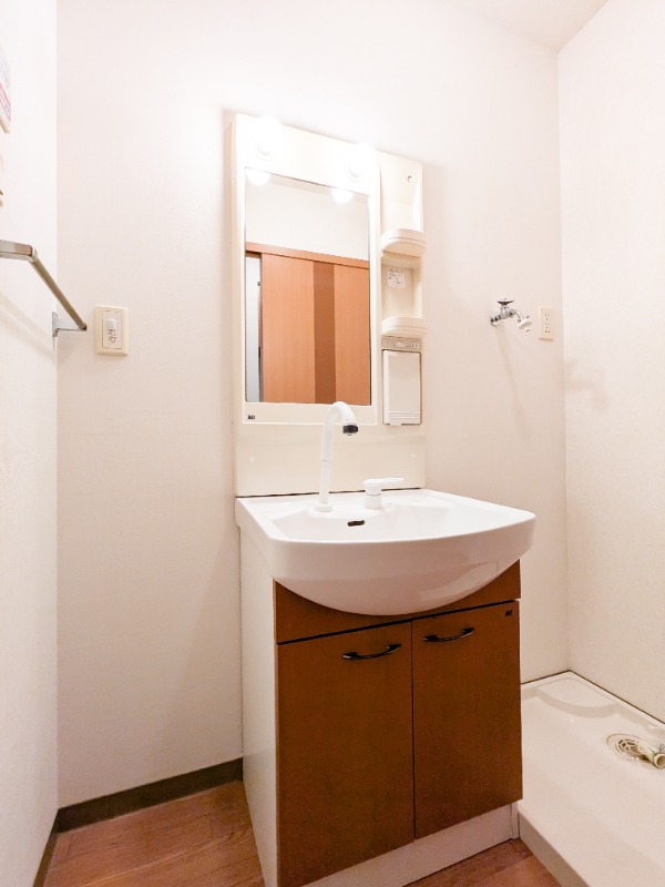 洗面設備　図面と現状に相違がある場合には現状を優先