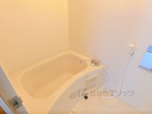 バス・シャワールーム　風呂