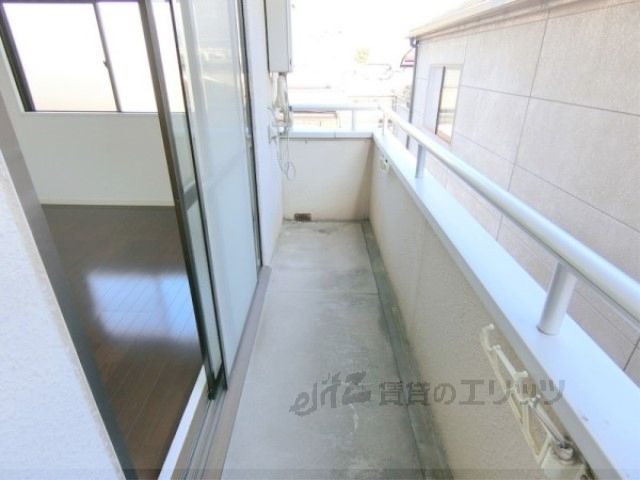 バルコニー　ベランダ