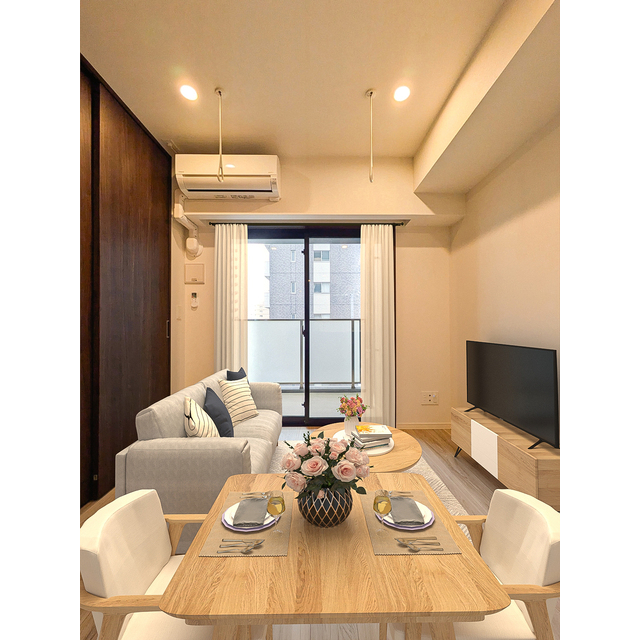 居室・リビング　モデル家具はイメージです。