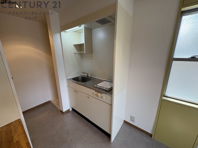 キッチン　キッチンはIHコンロ付♪