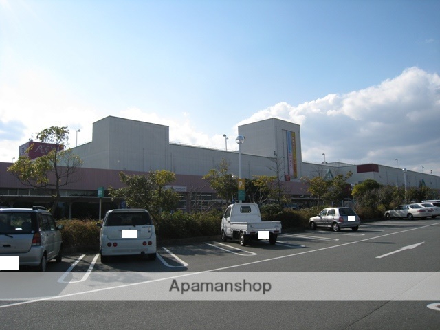 ショッピングセンター　イオン久居店（ショッピングセンター）まで620m